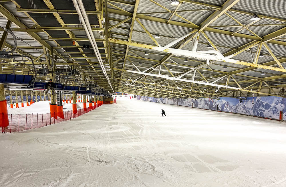 Indoor skiing