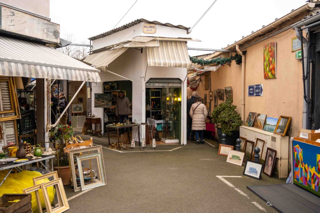 Saint Ouen flea market